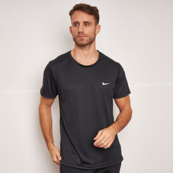 Nike Negra