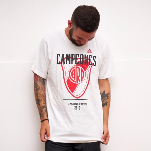 Remera "Campeones"